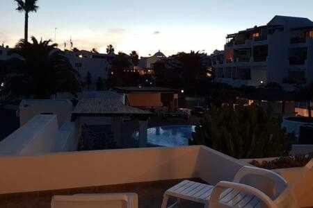 Apartamento Playa Bastián 2 habs, 2 baños y súper terraza Costa Teguise Exterior foto